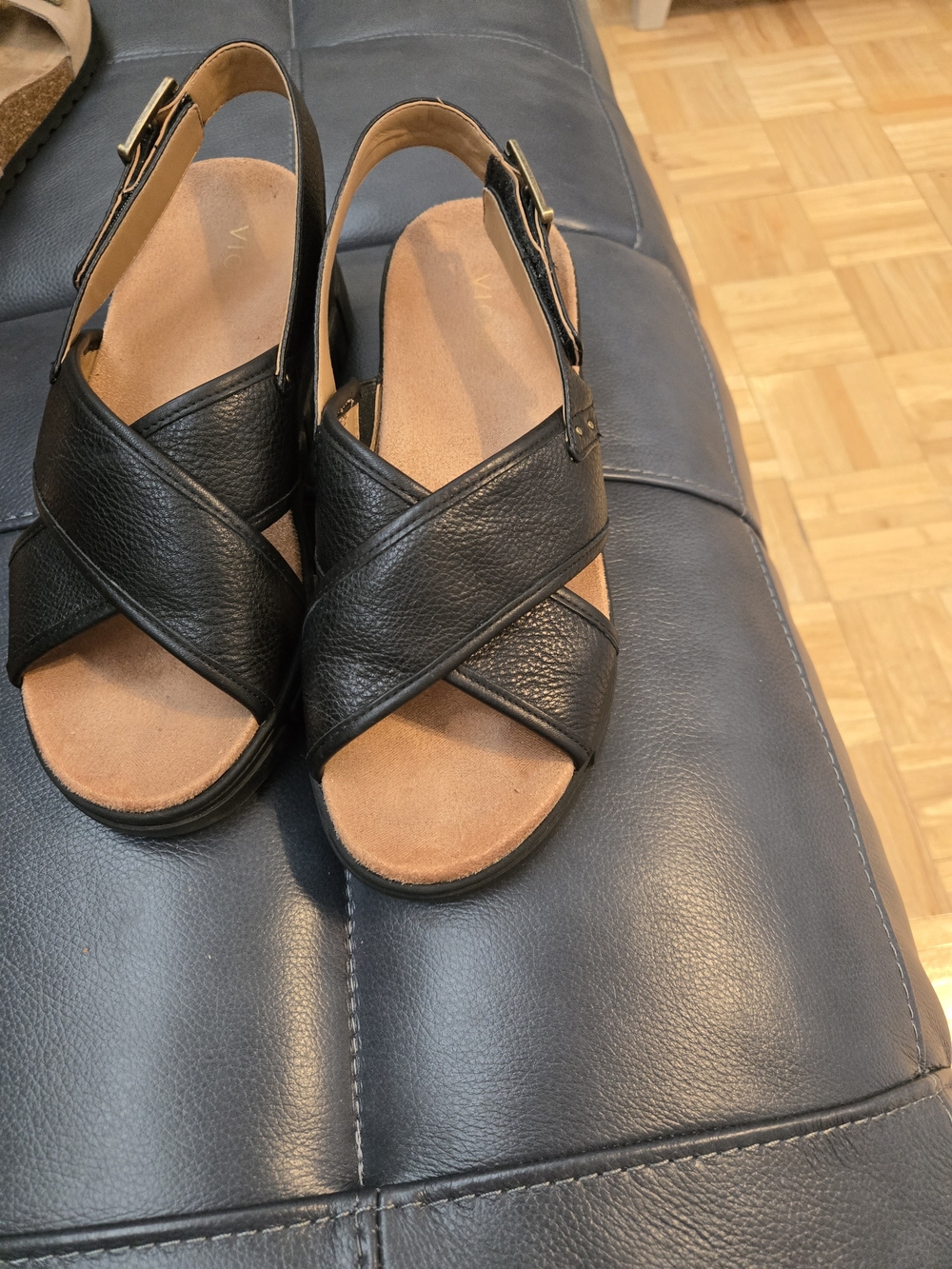 Vionic Black Leather Crisscross Slingback Sandals
